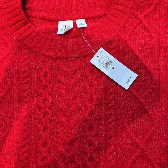 ⚡️NWT⚡️Gap Sweater - Picture 3 of 6